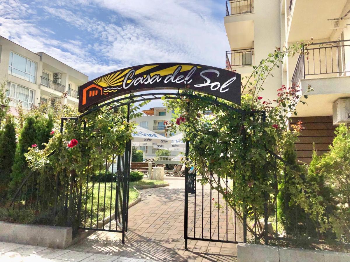 Menada Casa Del Sol Apartments Pantai Sunny Luaran gambar