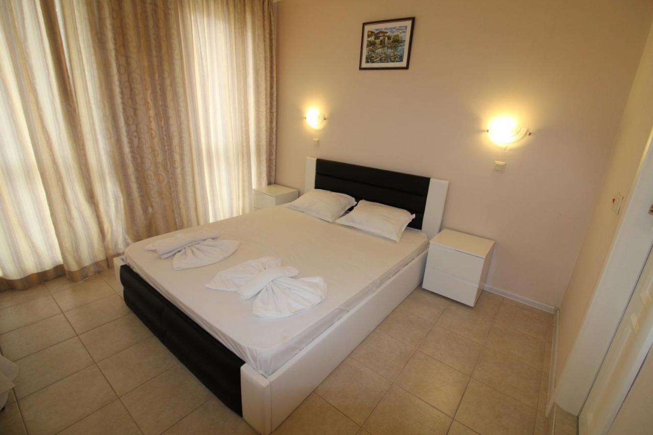 Menada Casa Del Sol Apartments Pantai Sunny Luaran gambar